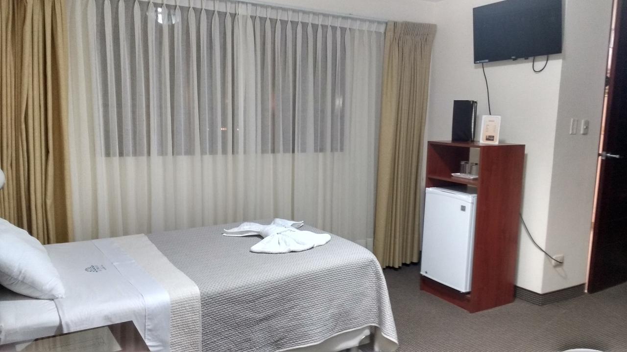El Puerto Hotel パカズマヨ エクステリア 写真