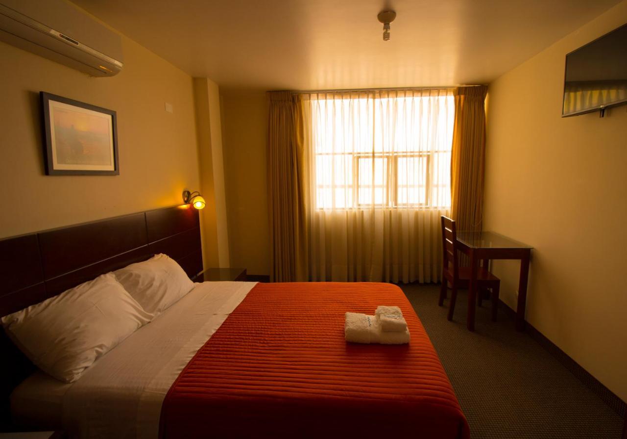 El Puerto Hotel パカズマヨ エクステリア 写真